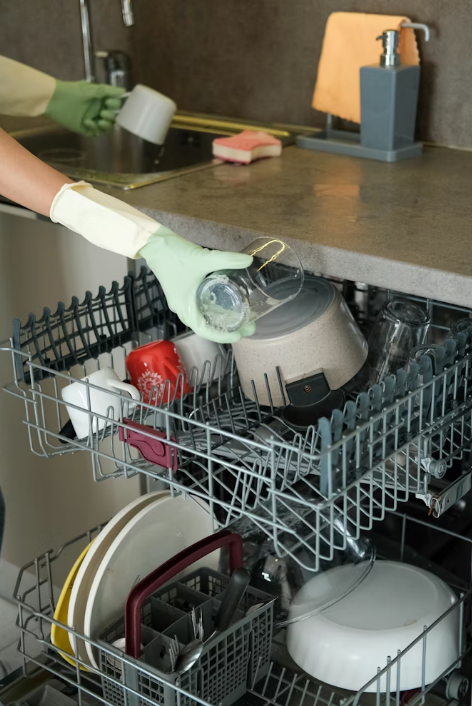 Dishwasher Not Starting? Here’s What Usually Causes It (Toronto Tech Explains)