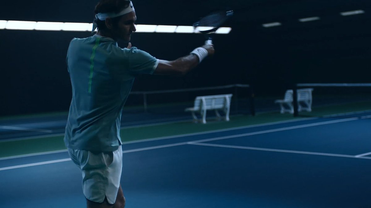 SG SHOT 14
Forehand drive