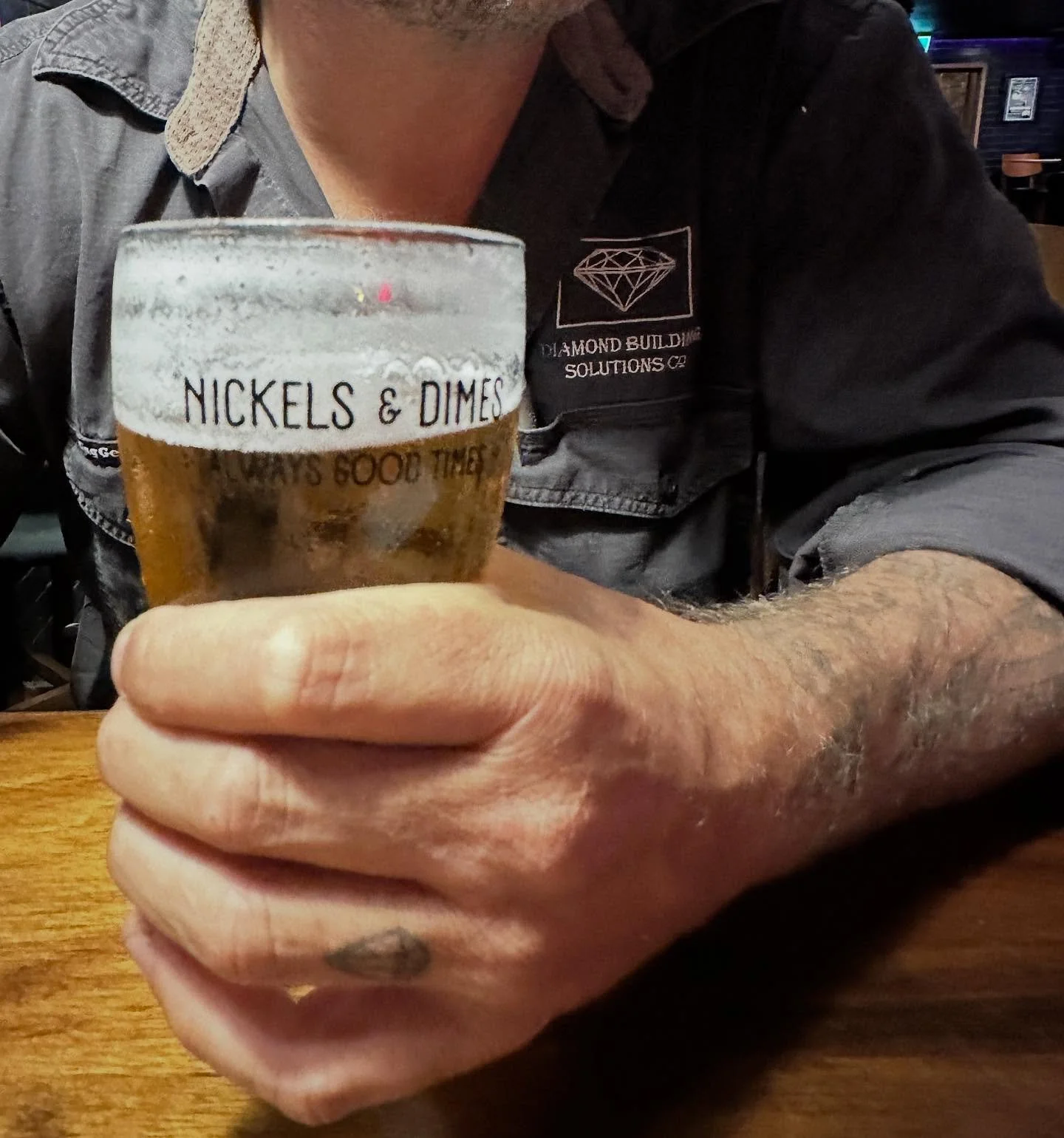 Hot as hell outside, ice-cold inside. We&rsquo;ve got the cure - it&rsquo;s on tap. Doors are open 🍺

#noosapub