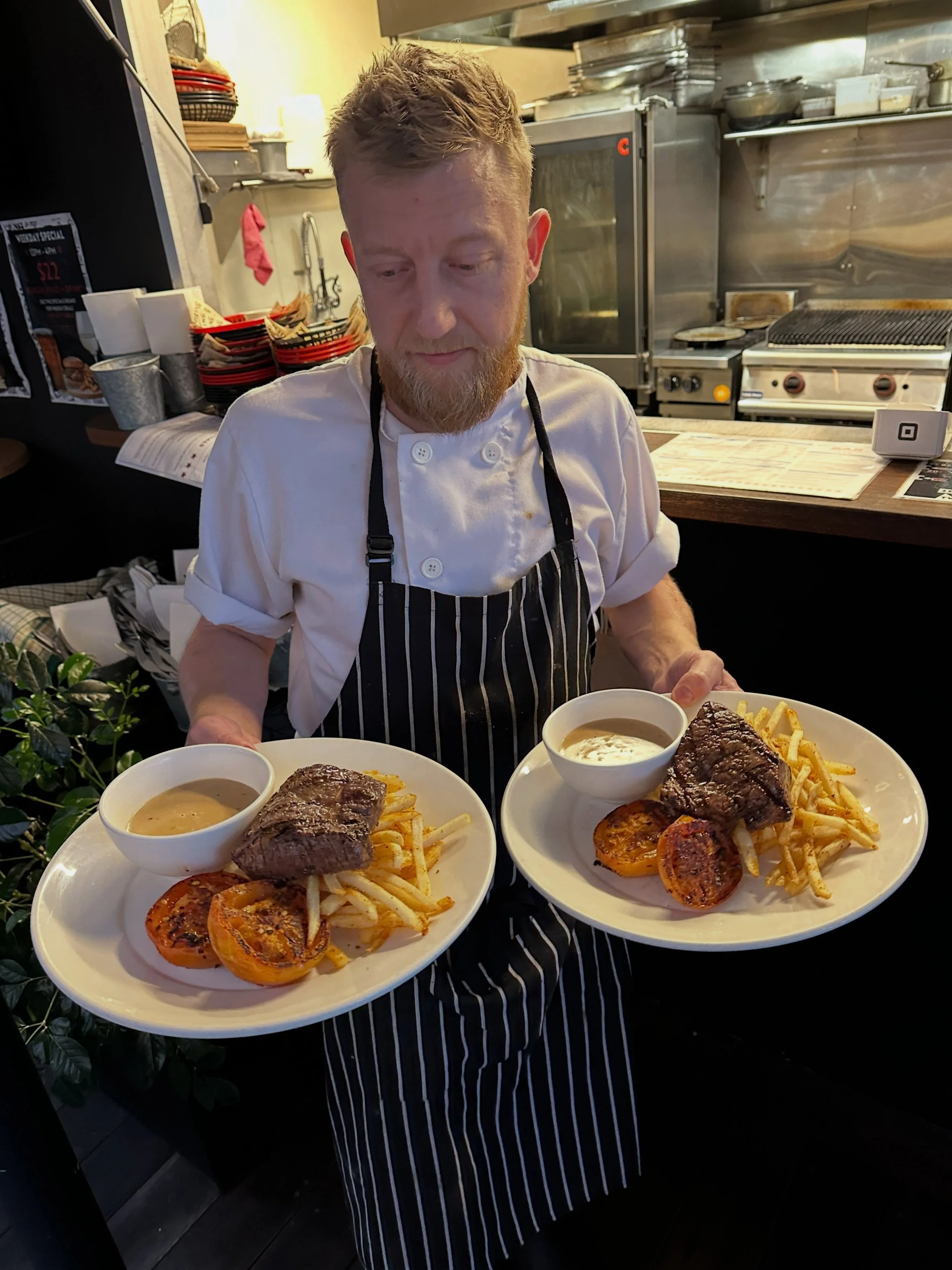 The grill is hot, the drinks are cold, and Chef Daz is doing what Chef Daz does best.&hellip;.

#steaklover #cheflife #noosaeats #bestfood