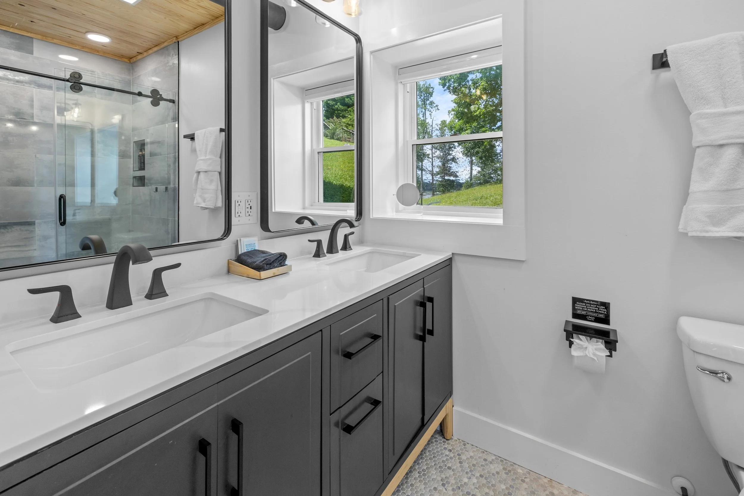 johnsonsproperty-1040.jpg