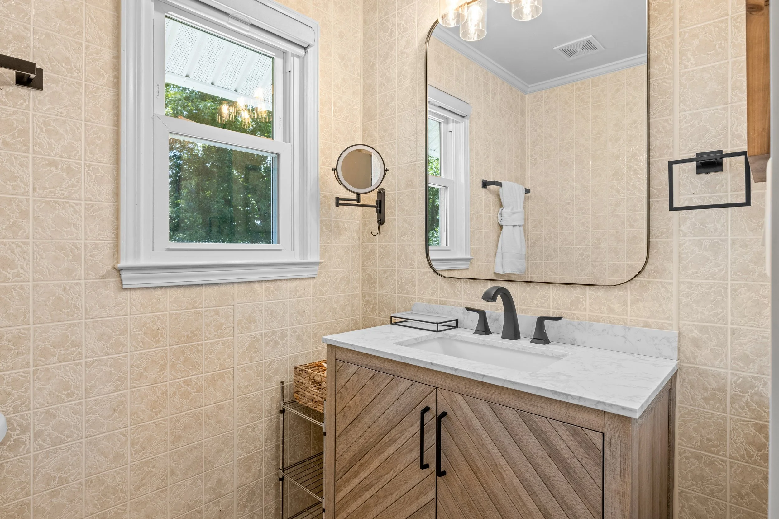johnsonsproperty-1024.jpg
