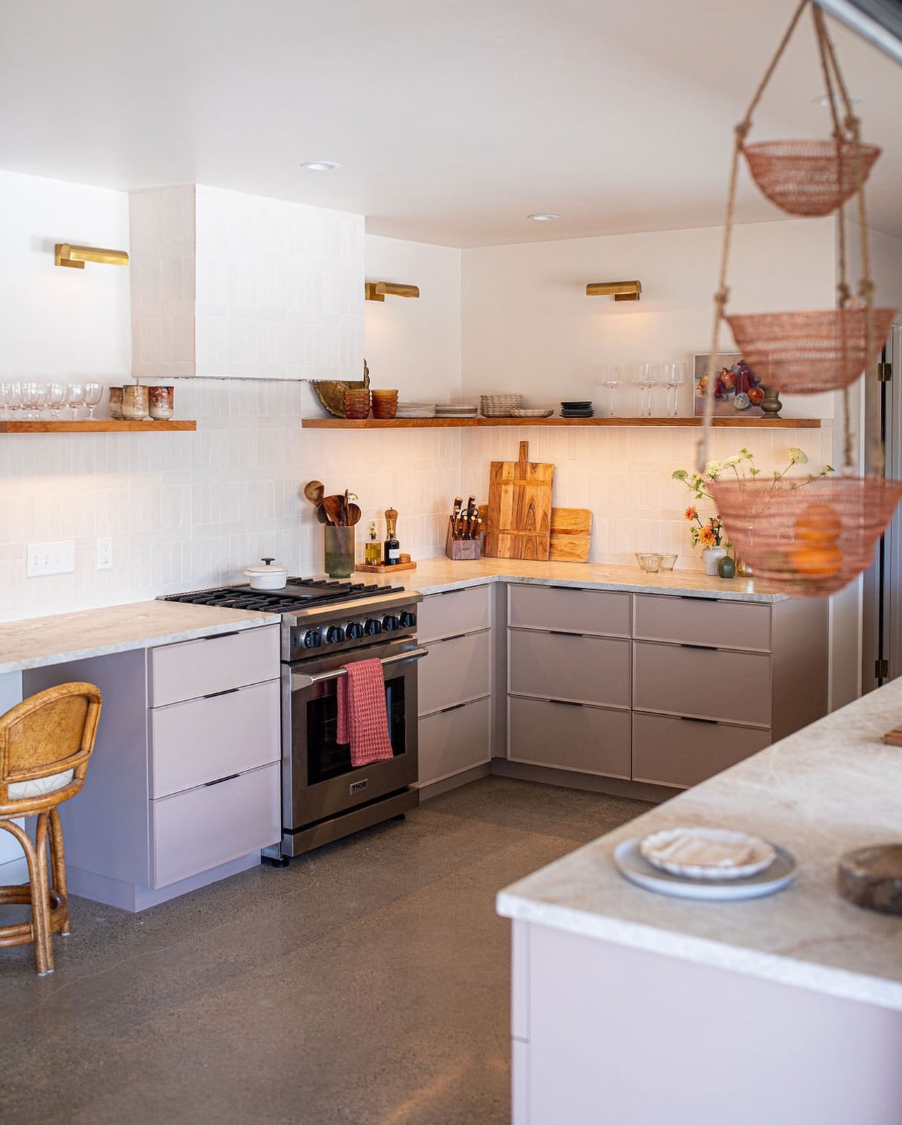 Custom lighting, under cabinet and spot lighting. 