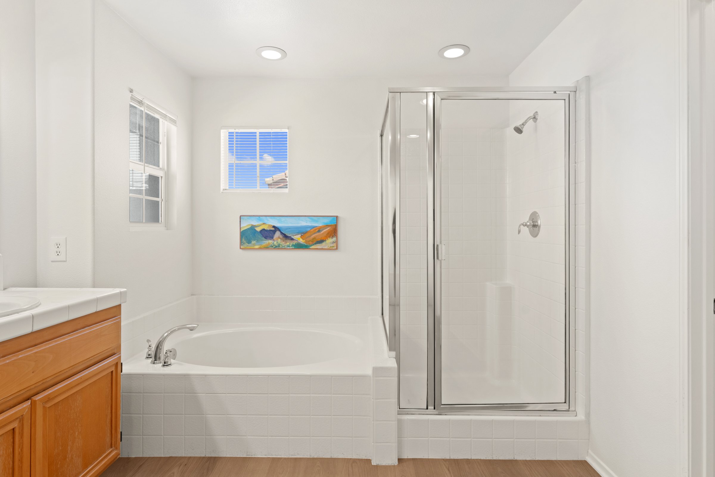 3626 W Devonshire Ave-31.jpg
