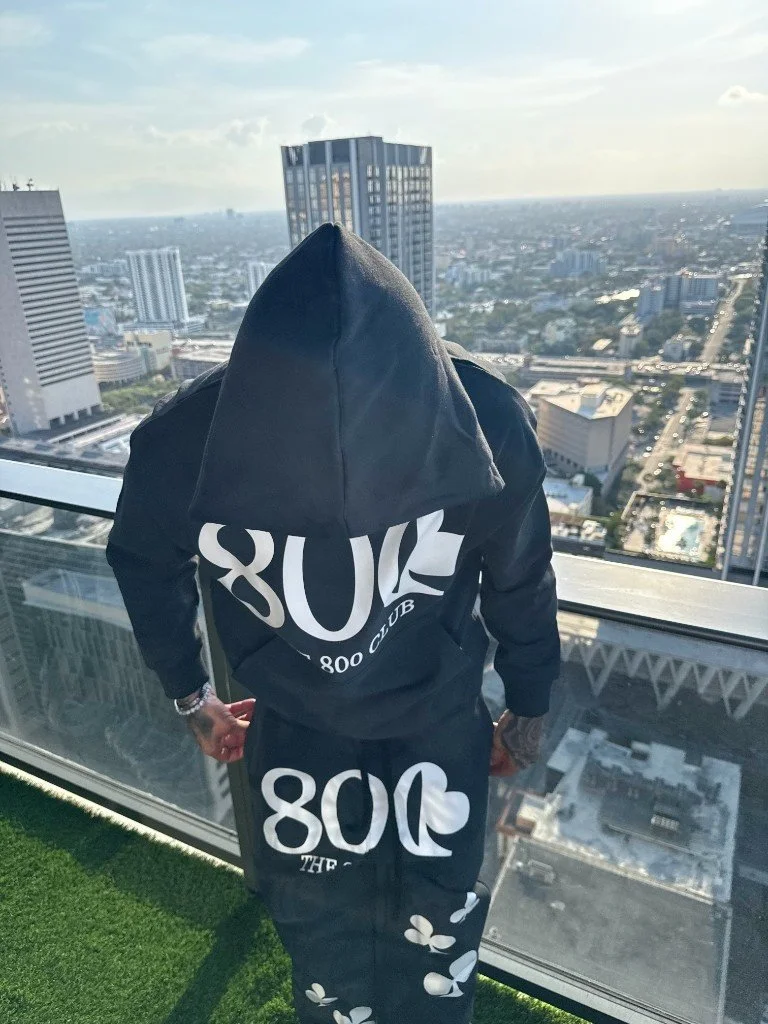 tracksuit-balcony-back.jpg