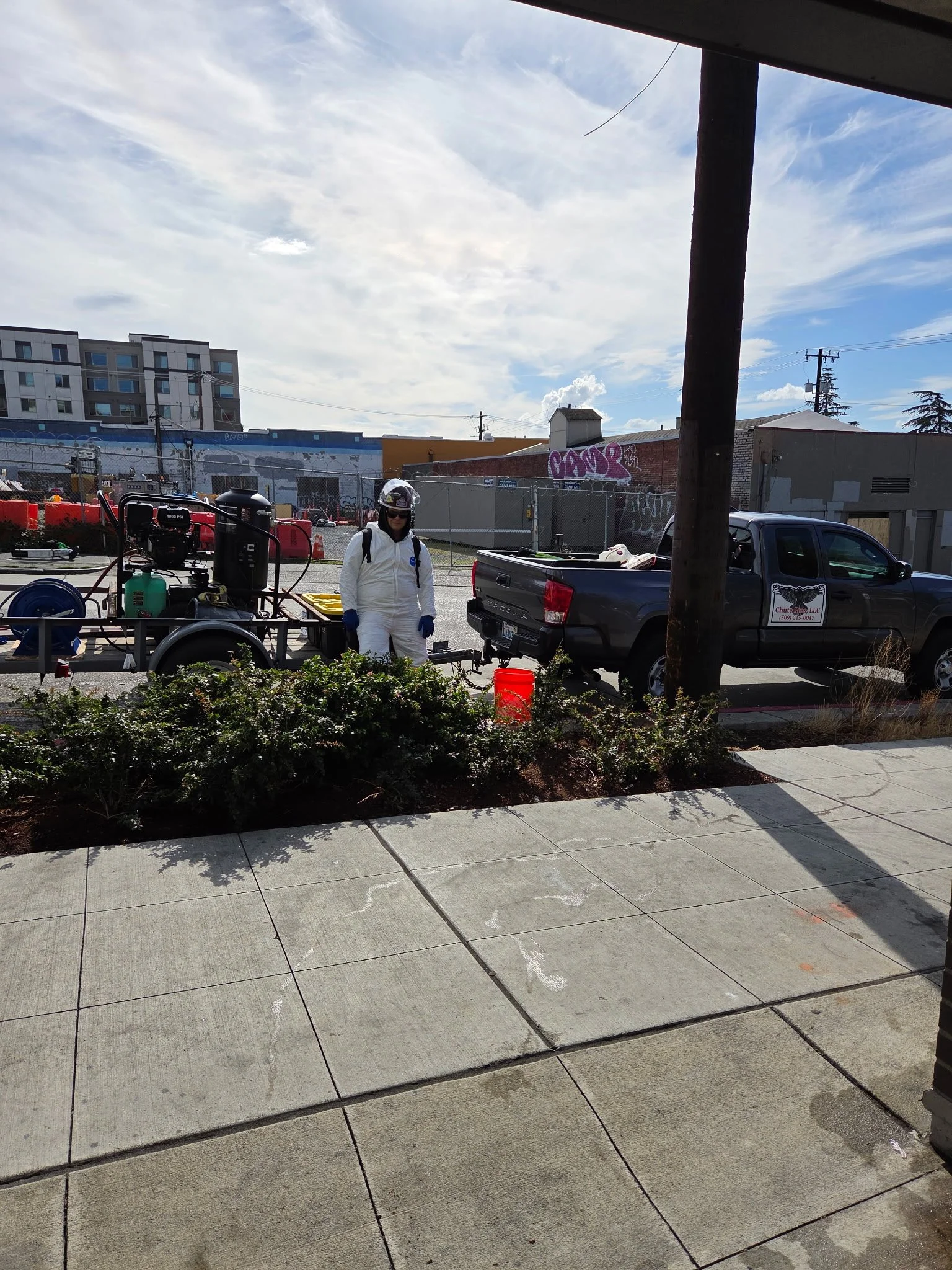 Chute Pros is to trash chutes what an oil change is to a car.