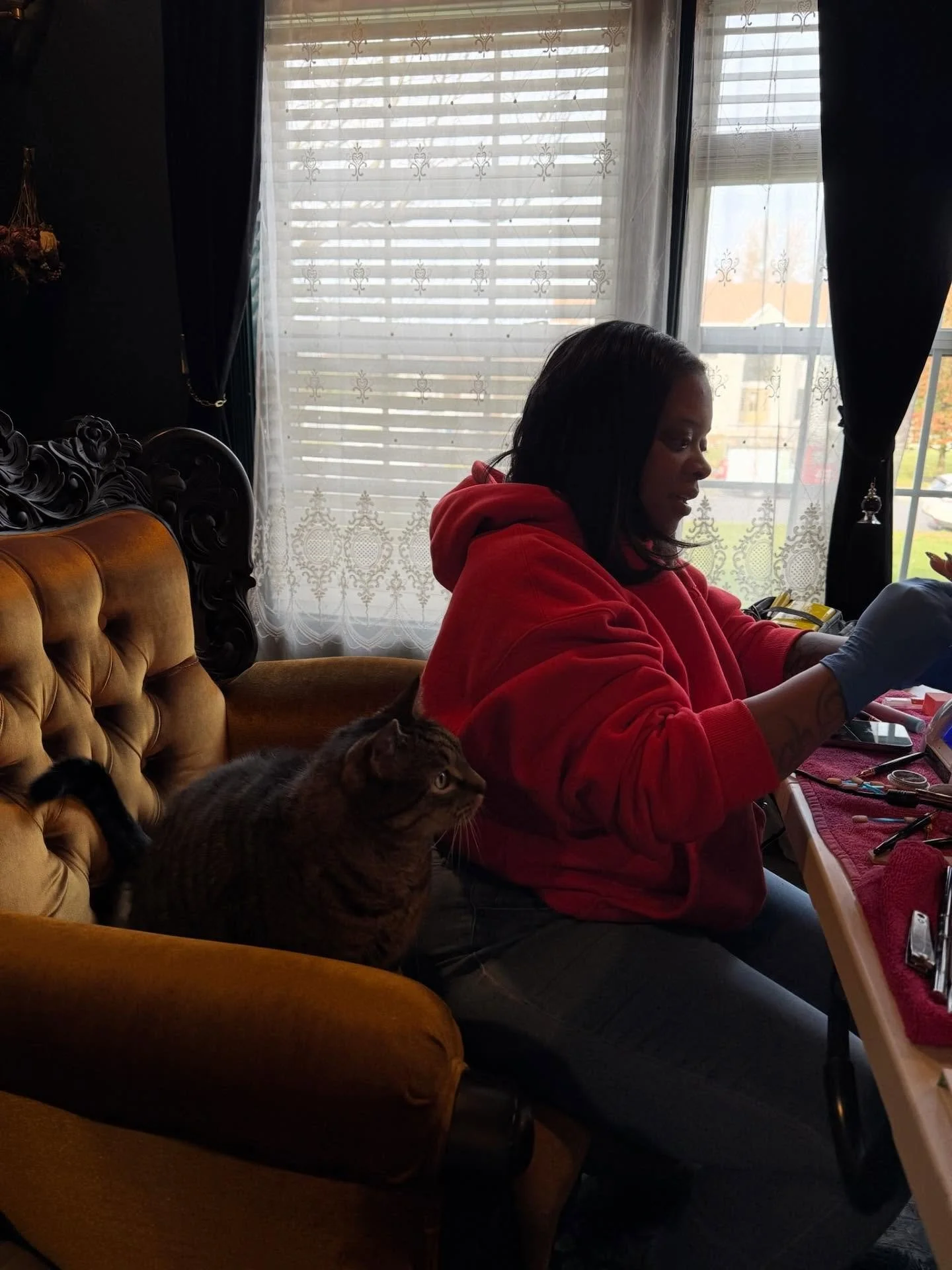 Back in my element🎨

it&rsquo;s been a minute since I&rsquo;ve posted. I&rsquo;ve been adjusting to my new norm and finding balance in it all. 

But lately, that love for creating has been coming back.

And yes, I&rsquo;m still working! Go ahead and