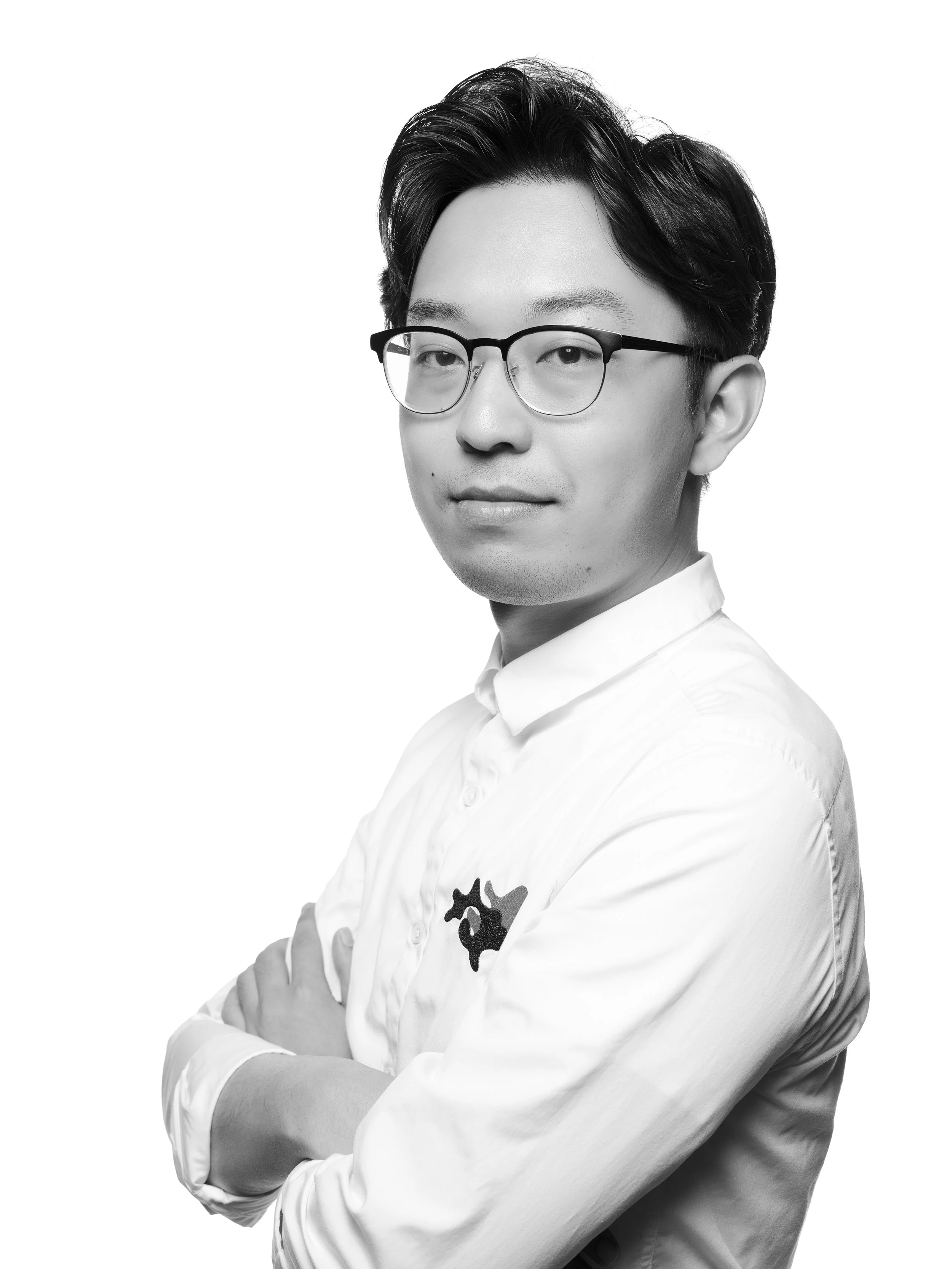 Professional Headshot Portrait of an Asian Businessman done by Milos Gazdic Corporate Portraiture Photographer in Asia Pacific China Volvo Automotive Car