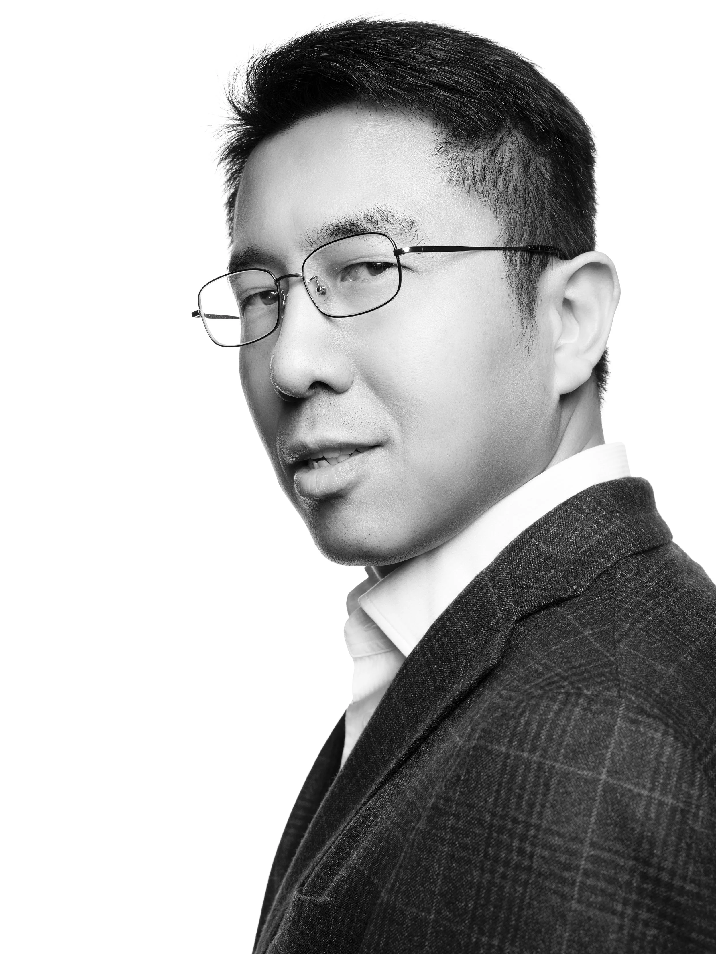 Professional Headshot Portrait of an Asian Businessman done by Milos Gazdic Corporate Portraiture Photographer in Asia Pacific China Volvo Automotive Car