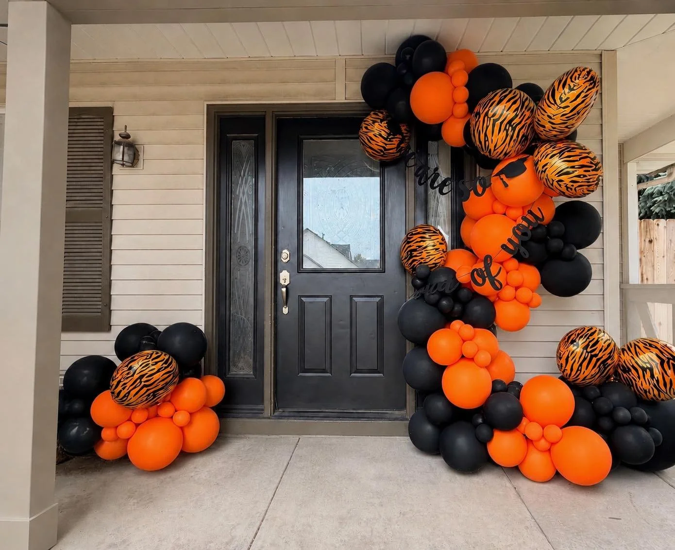 Go get &lsquo;em tiger

🎓Graduation season is upon us! 🎓Congratulations to all of the graduates this year. 

As school is wrapping up, slots are filling up for balloons.  Book today to elevate your end of school or summer parties.

#boiseballoonsca