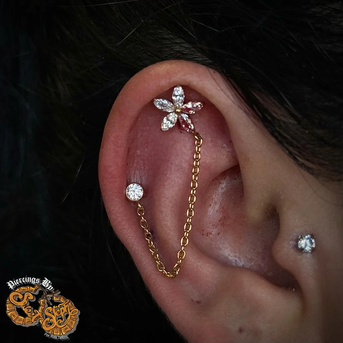 14k chain for this awesome double poke. @sweetpiercingsbysteph