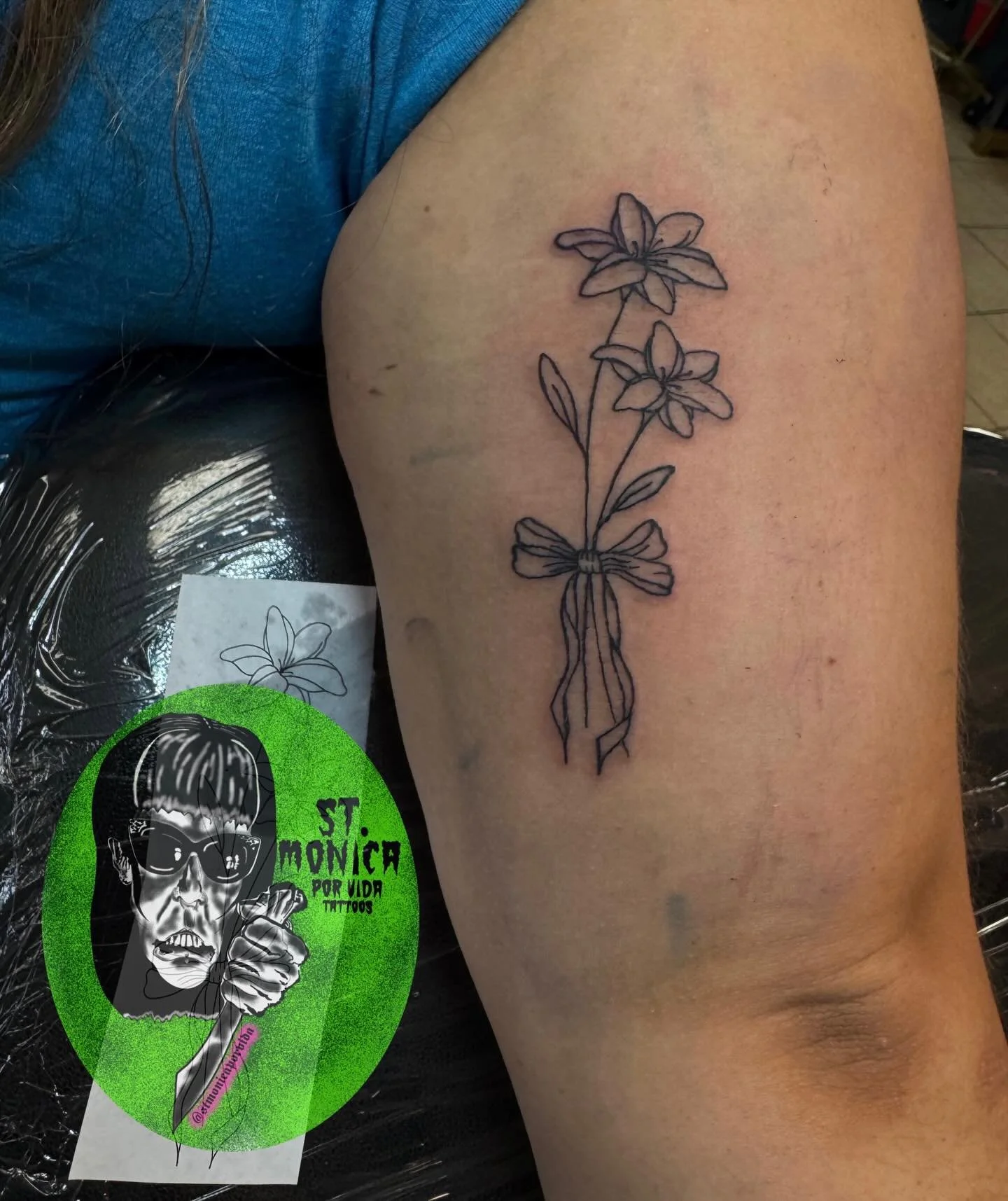 Fine line flowers. @stmonicaporvida