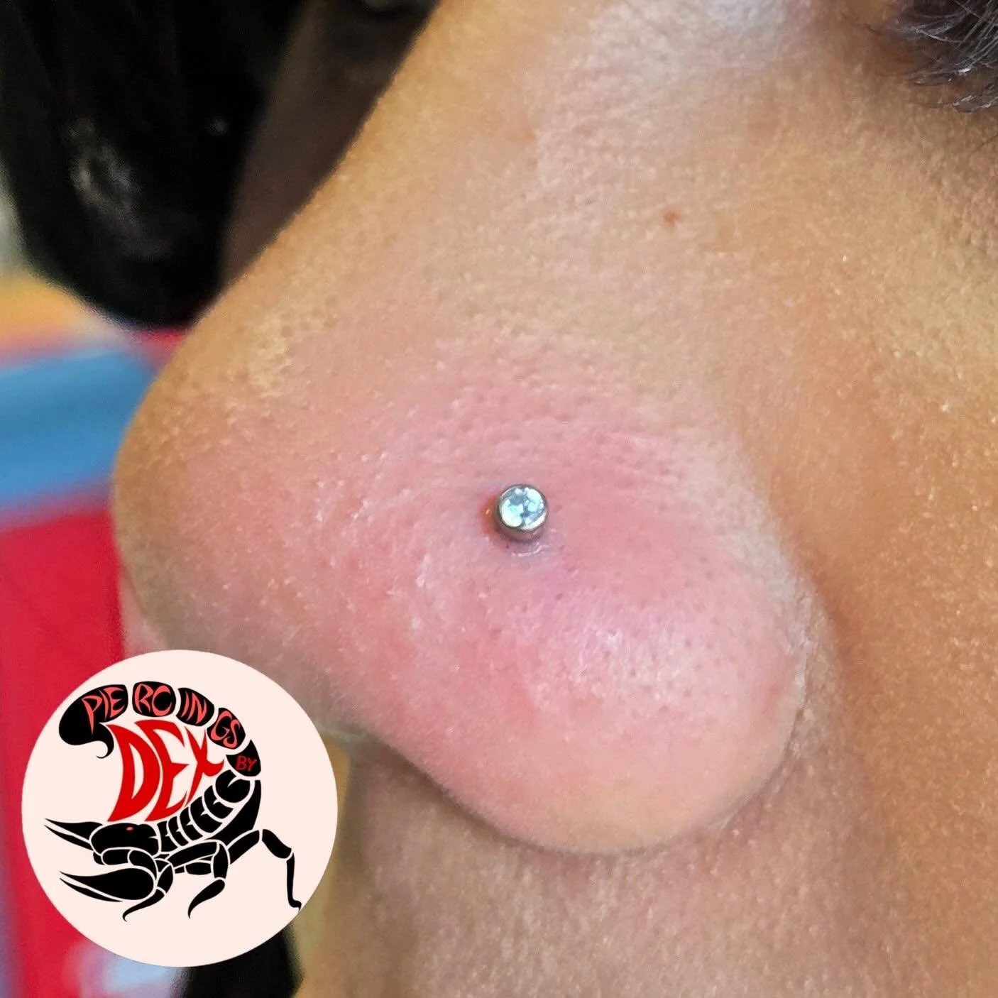 @dex_piercings can have you in and out with a clean nostril piercing . 🖤

Shops open from 12-8pm
