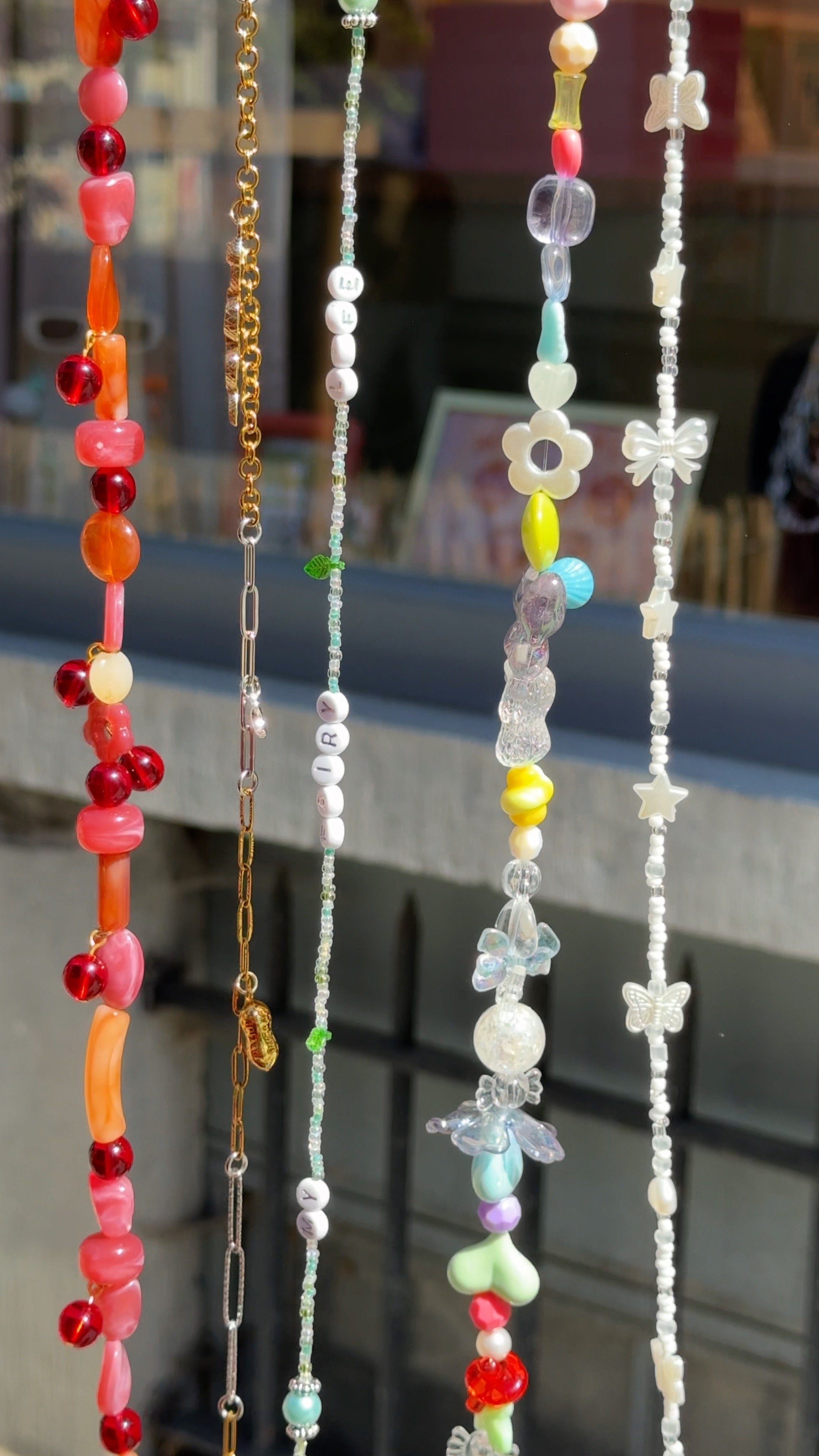 BELLYCHAIN_SCREEN3.jpg