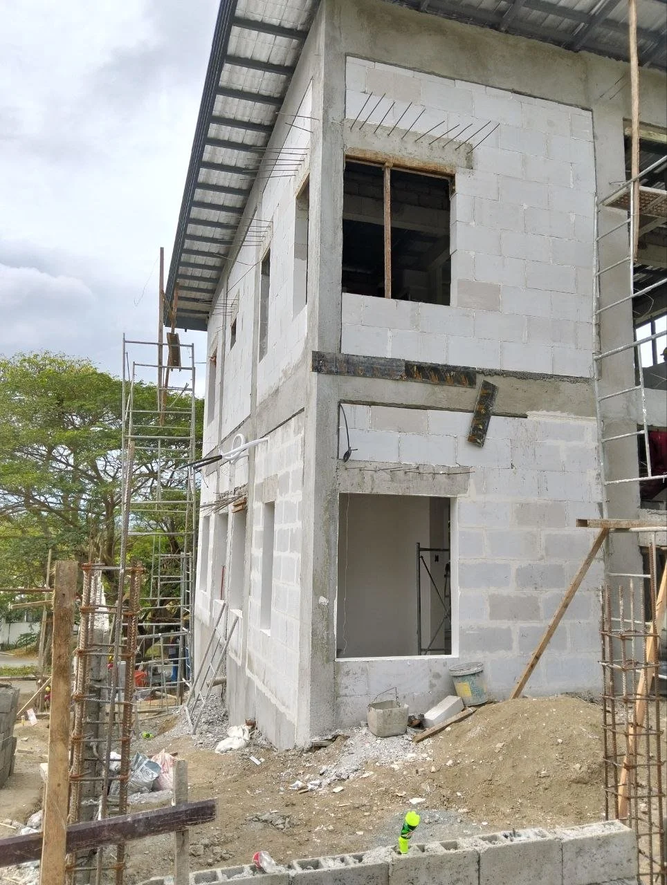 AAC Blocks used in a Residential House thus making it cooler because of excellent Thermal Resistance.AAC is supplied by Form E Construction Supplies Trading