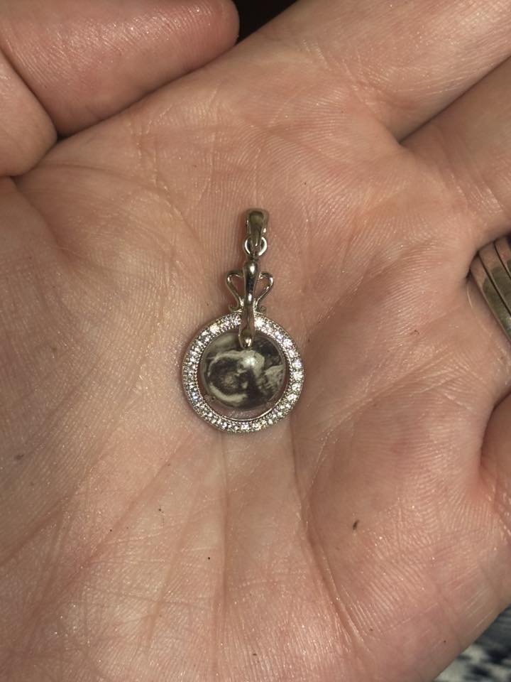 Em - Keepsake Pendant