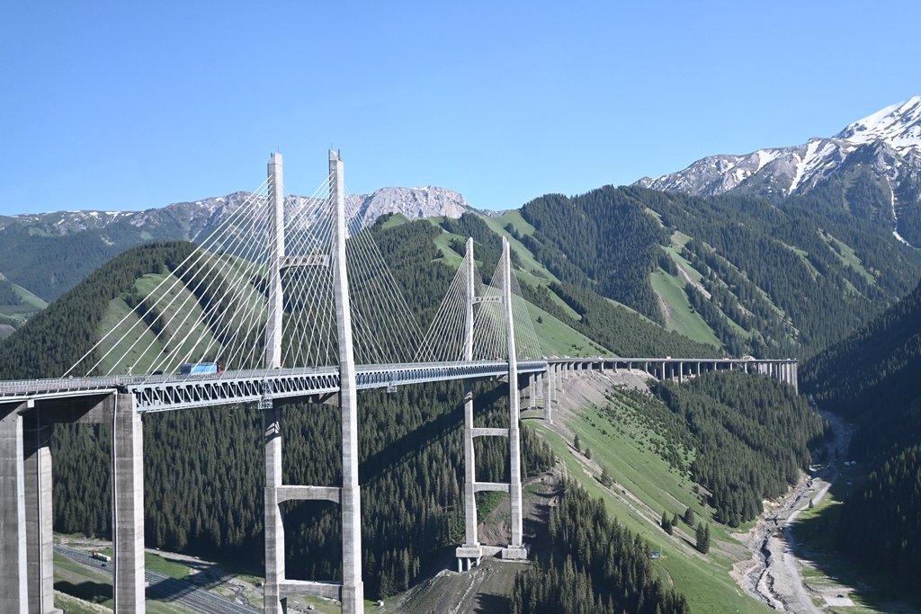 Guozigou cable-stayed bridge spanning a deep mountain valley in Xinjiang, China