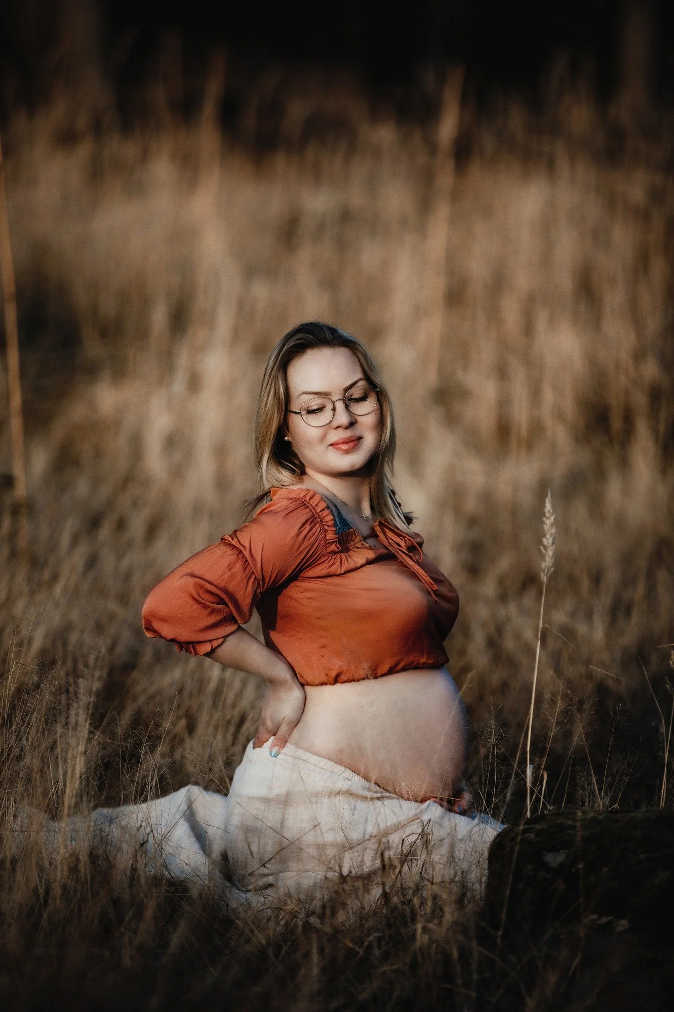 // Babybauchshooting //

#Babybauch #Liebe #W&auml;rme #sonnenuntergang #licht #Mutterliebe #Schwangerschaft #UnvergesslicheMomente #Gebirge #mommylife #schwanger #shooting #Fotoshooting #oberlausitz #sachsen #zittauerGebirge #Fotografin