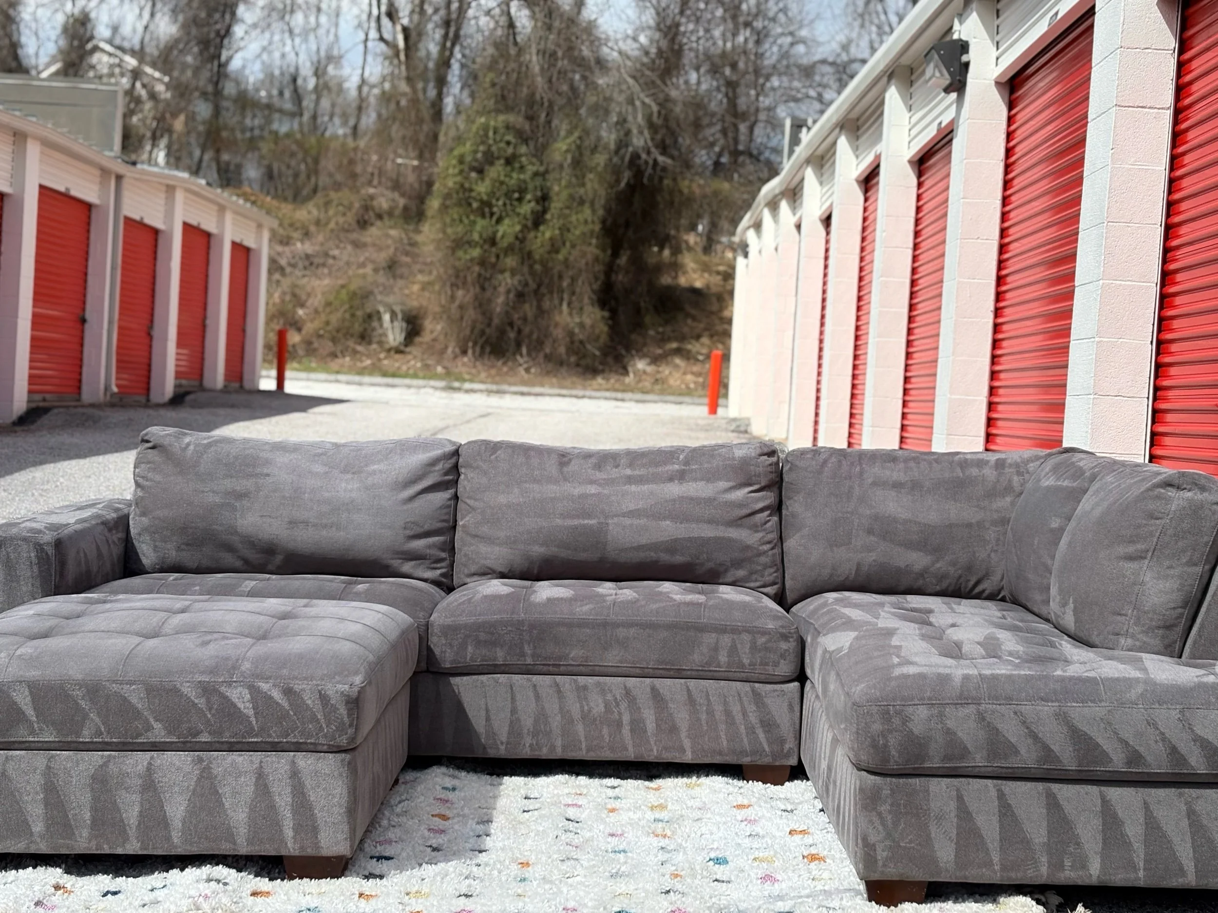 Thomasville (Miles) 2 Piece Sectional with Ottoman Set