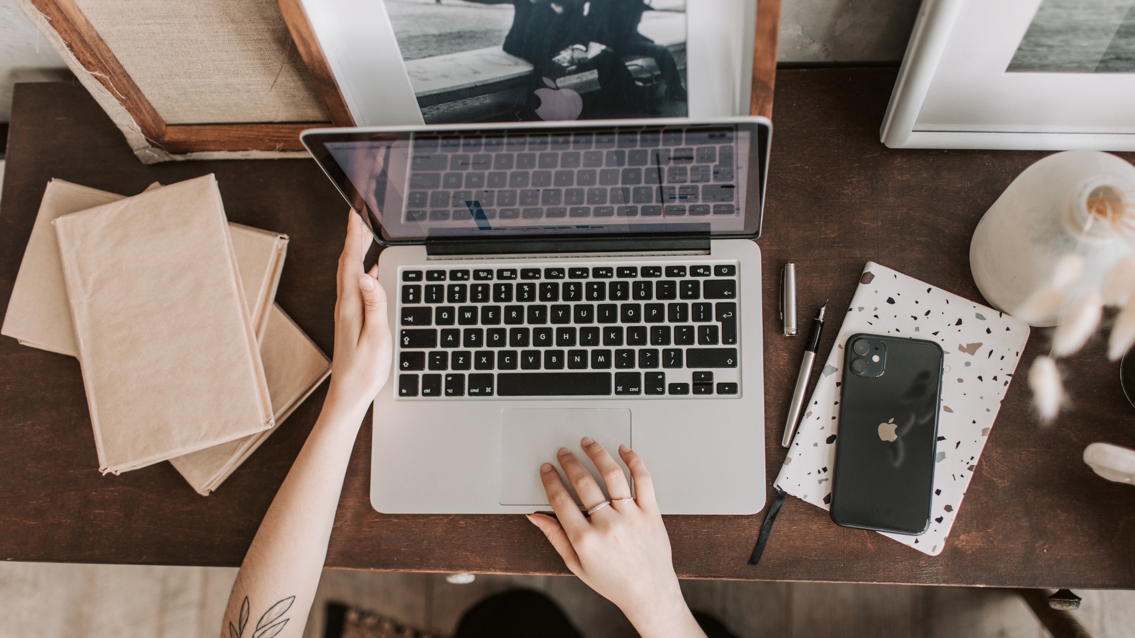 freelance digital marketer working at desk