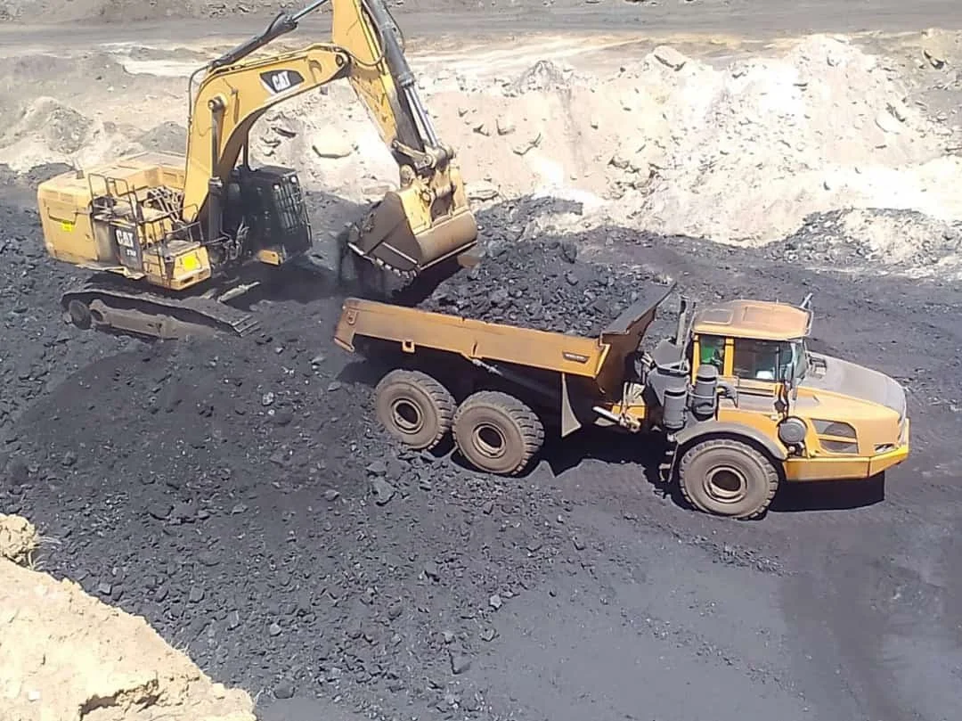 Offtakes ~
We have strategic partnerships with mines all over the country. These partnerships take the form of JV's, offtakes and contract mining which entitle us to sell other miners product when they have excess capacity.