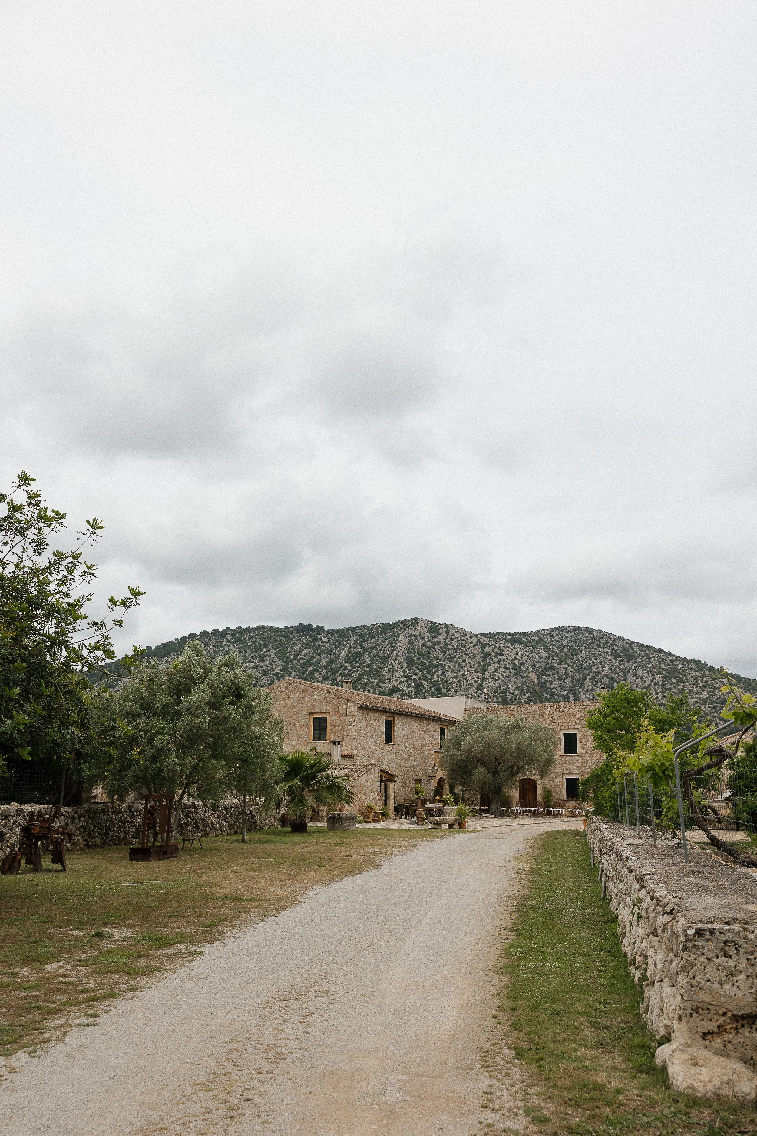 Europe-destination-wedding-photographer-mallorca-finca.jpg