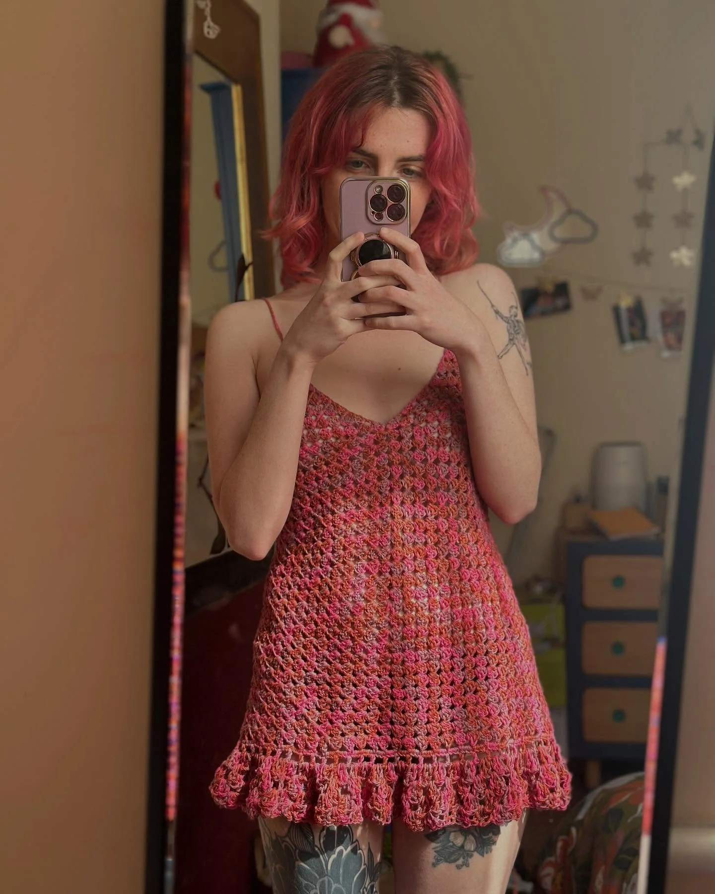 I crocheted a beautiful beautiful dress! This thing really is just a big beautiful granny square 😱 Find @loupystudio on YouTube if you want to crochet it too! #crochet #grannysquare #crochetdress #cotton #springstyle