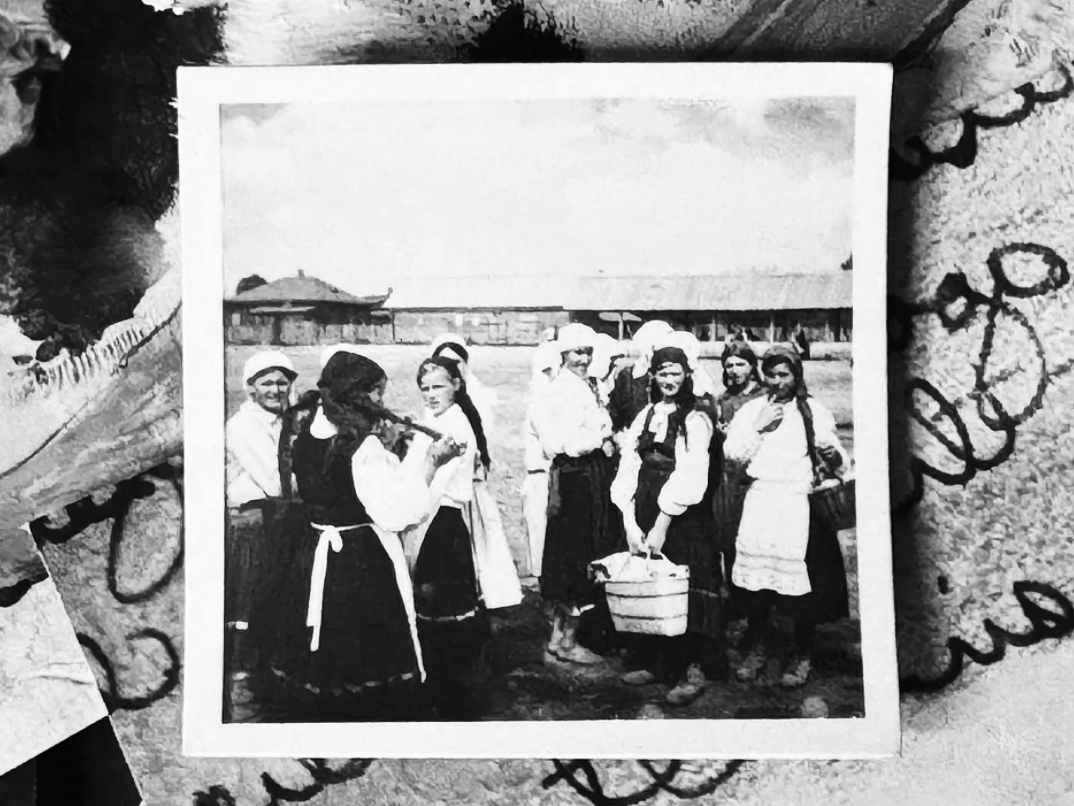 What the Camera Doesn't Say: A German Soldier's Photograph, Eastern Europe, 1941