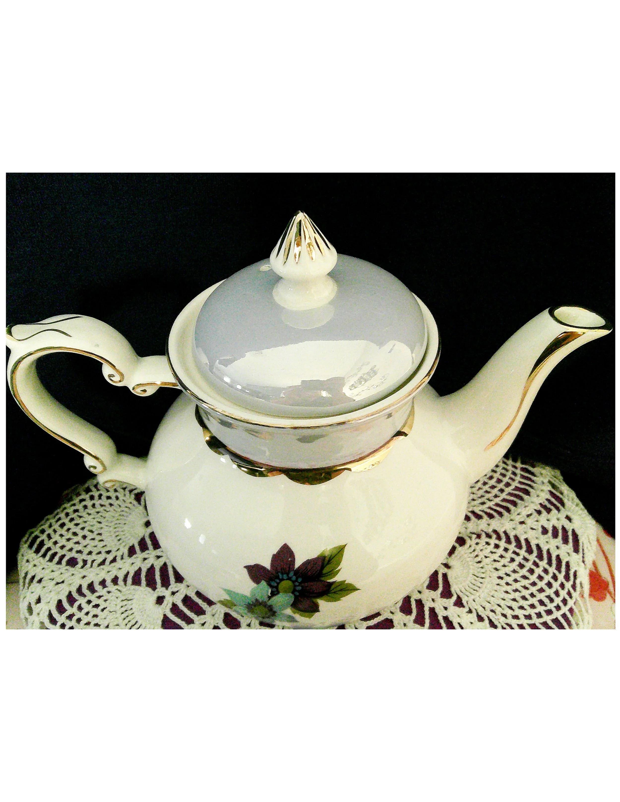 DSCF0033 Gibsons teapot 4.jpg