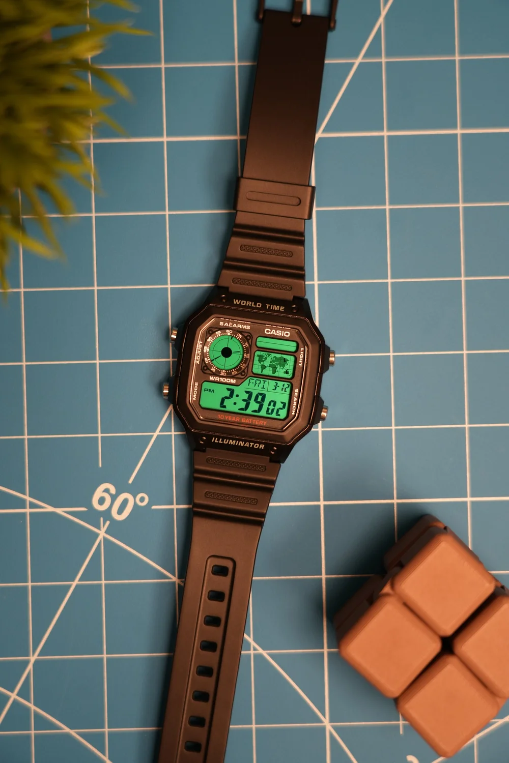 Casio Illuminator Casio Royale Green Casio GREEN World Time