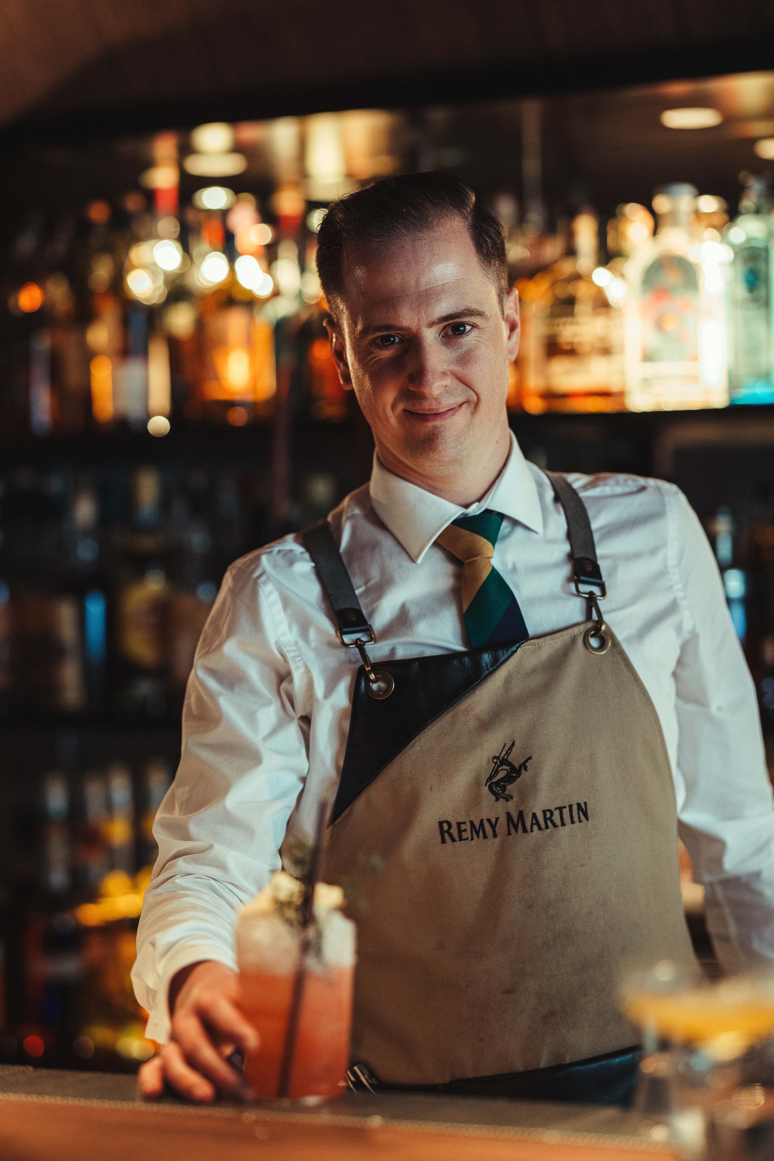 cocktail barman portrait gent belgium