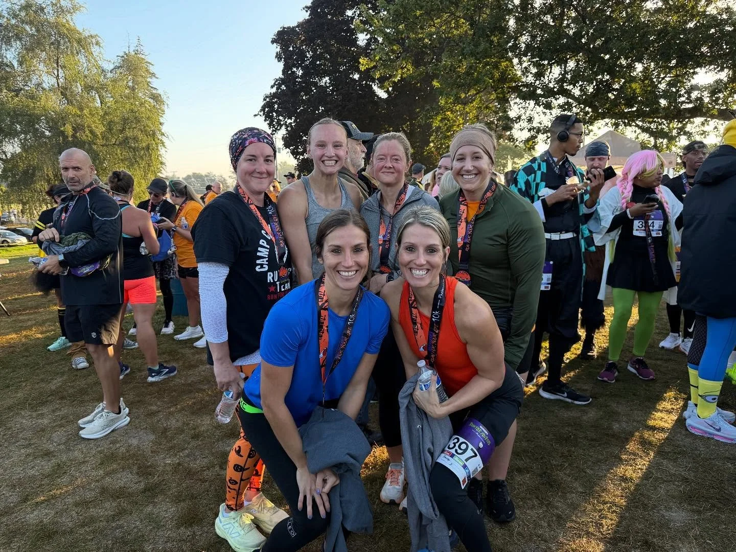 CrossFit Toledo takes on the Macqueens Run for your life 10K 
( @gregorysemonin you couldn&rsquo;t avoid the picture 🤣)
#crossfit #sundayrunday🏃&zwj;♀️ #run #10k