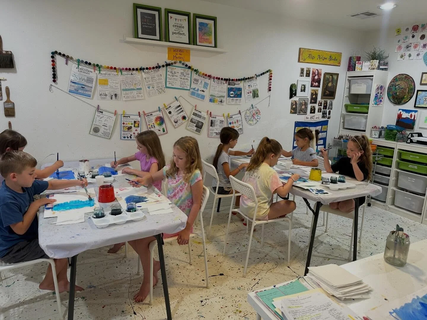 Spring break is upon us&hellip;So countdown to summer will begin soon! Only 3 spots are left in my art camps for 6-11 year olds! 😱
Enroll soon! Can&rsquo;t wait for another fantastic summer of art! 🎨
.
.
.
#artforkids 
#summerart
#edmondart 
#okcar