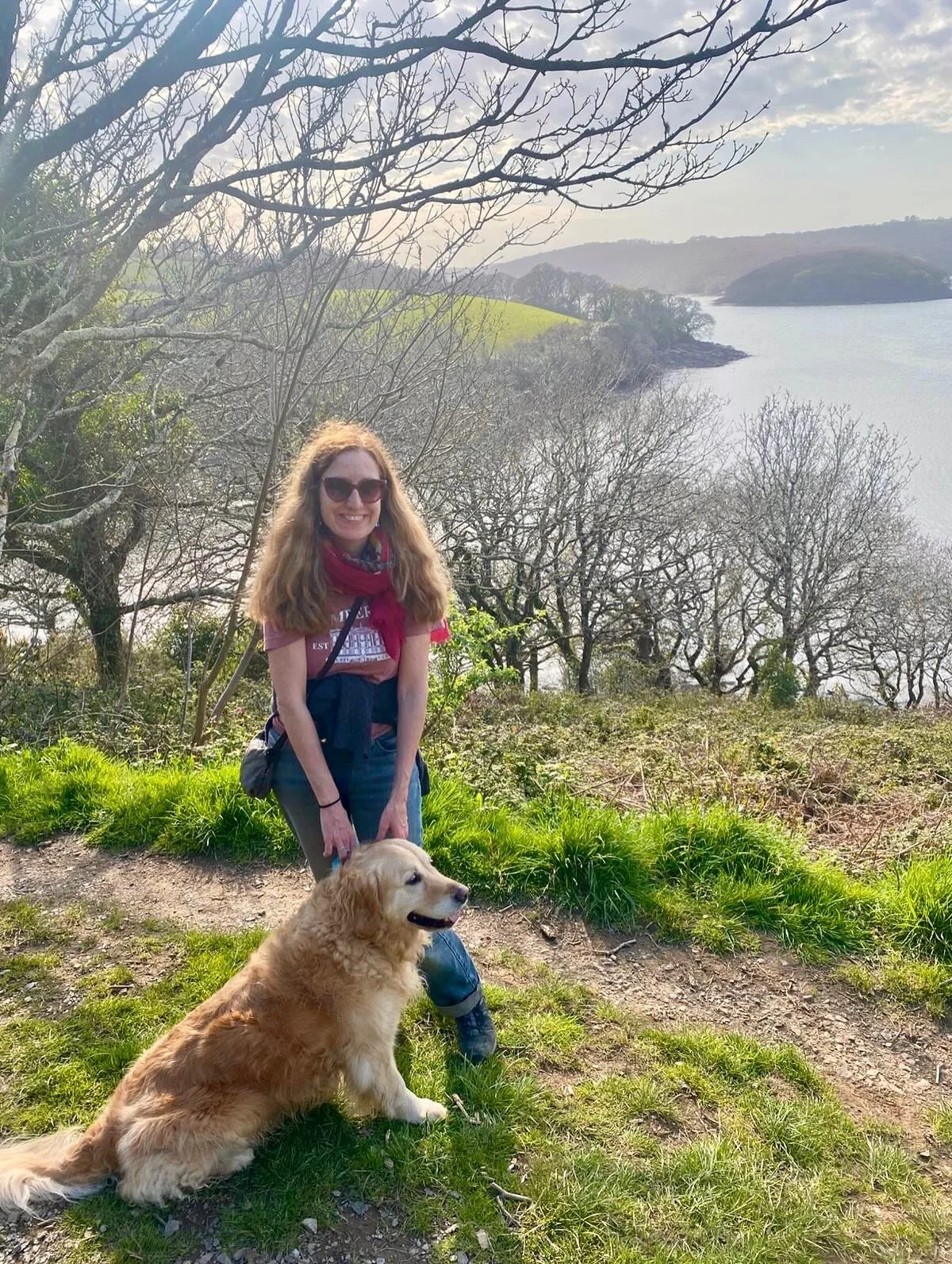 Frenchman's Creek! Famous from the Daphne du Maurier novel of the same name, this is one of the most beautiful places I know and one of my favourite places to go walking (Luna loves it too!) 🩵🌊 The landscape is just magical and was a huge inspirati