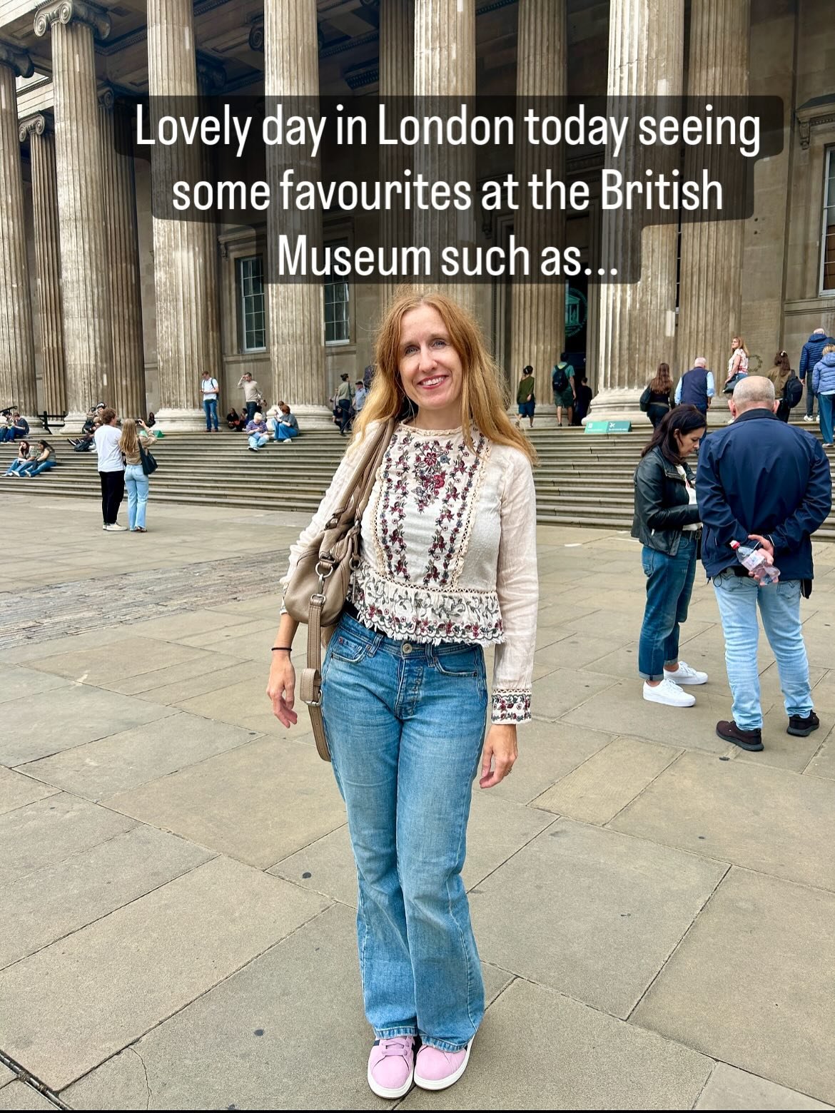 Another lovely London day, this time with my eldest daughter ❤️ We spent quite a long time in the British Museum (one of my favourites!) and also stopped by Covent Garden and Camden Market. Cloudy skies this time but such a lovely day! Have a brillia