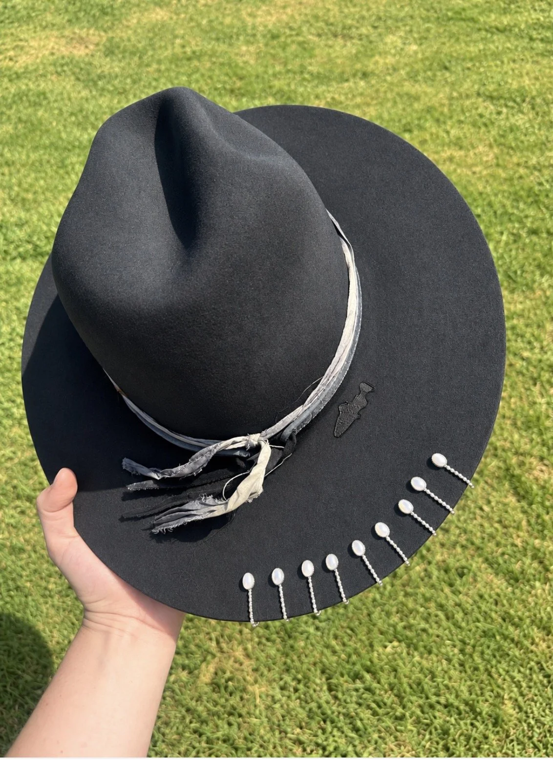 Mother of Pearl Hat Clips