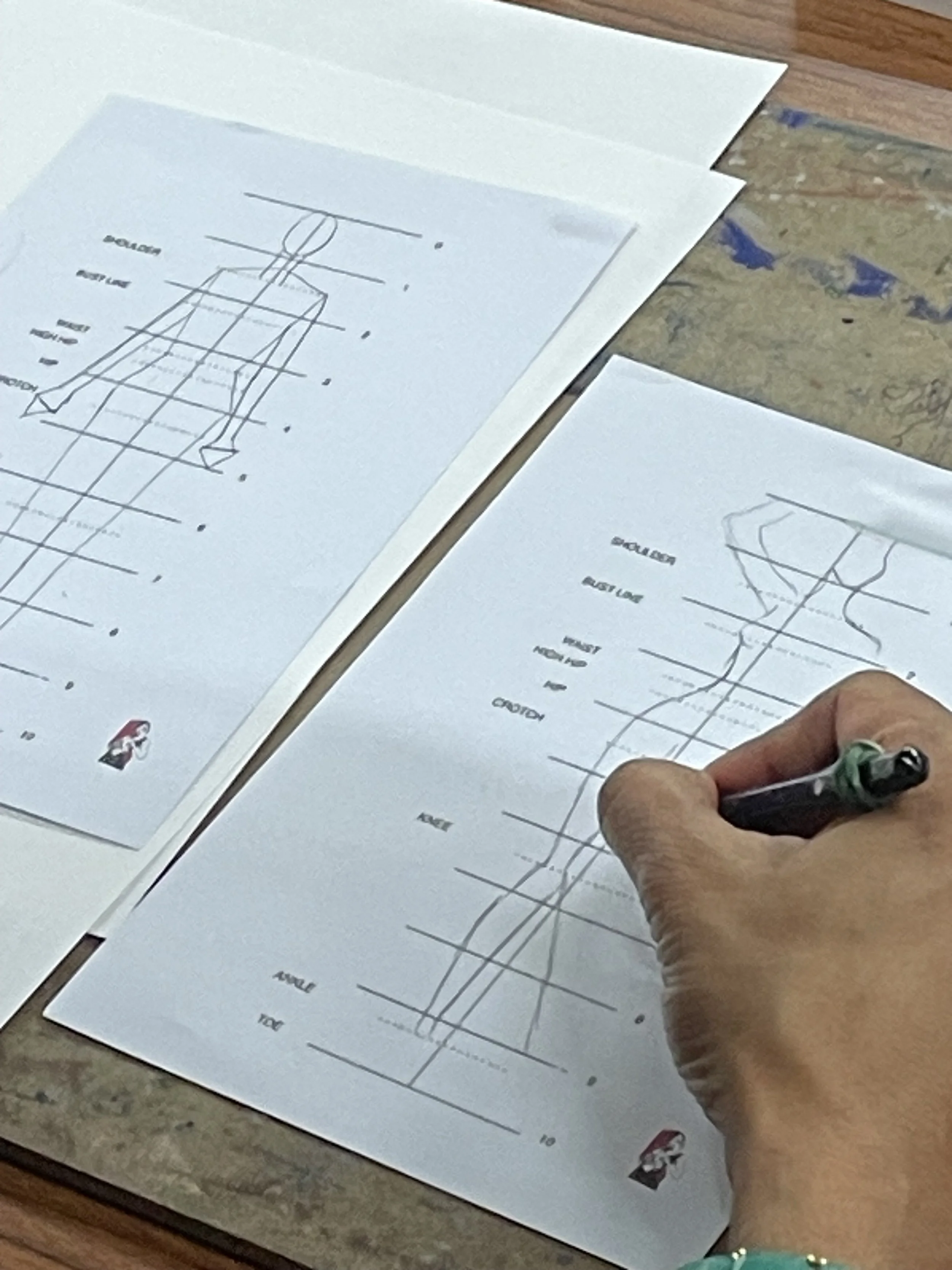 Using the grid for reference for fashion illustration.JPG