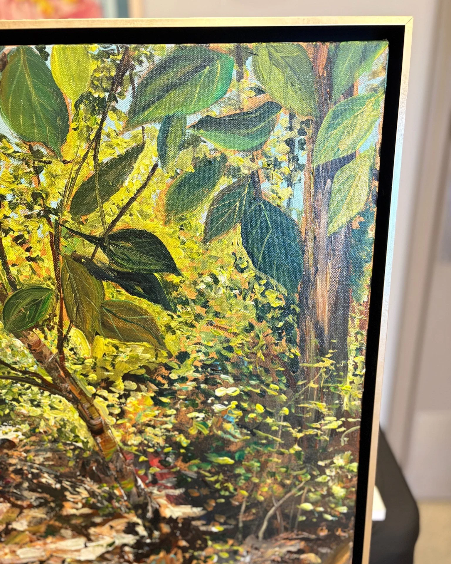 Not every frame has to be elaborate. The beauty of a well-crafted frame is that it highlights the art with expert artistry. 

#parkvillemo #parkvilleframegallery #kansascitycustomframing #kccustomframing