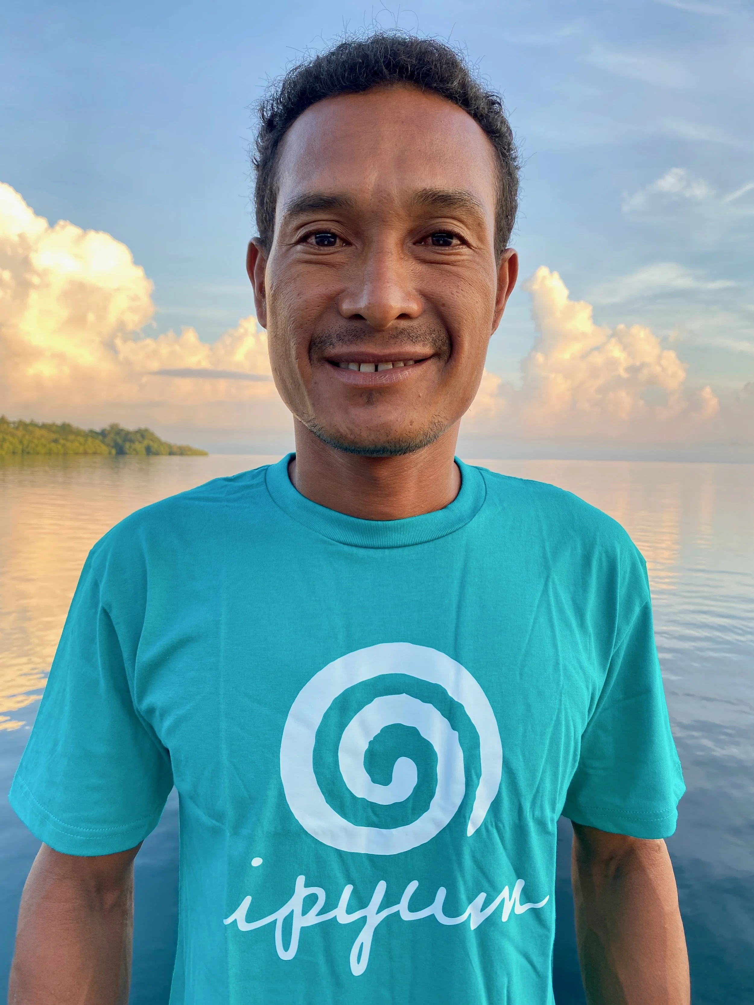 Bapak Baweleng - CARPENTER