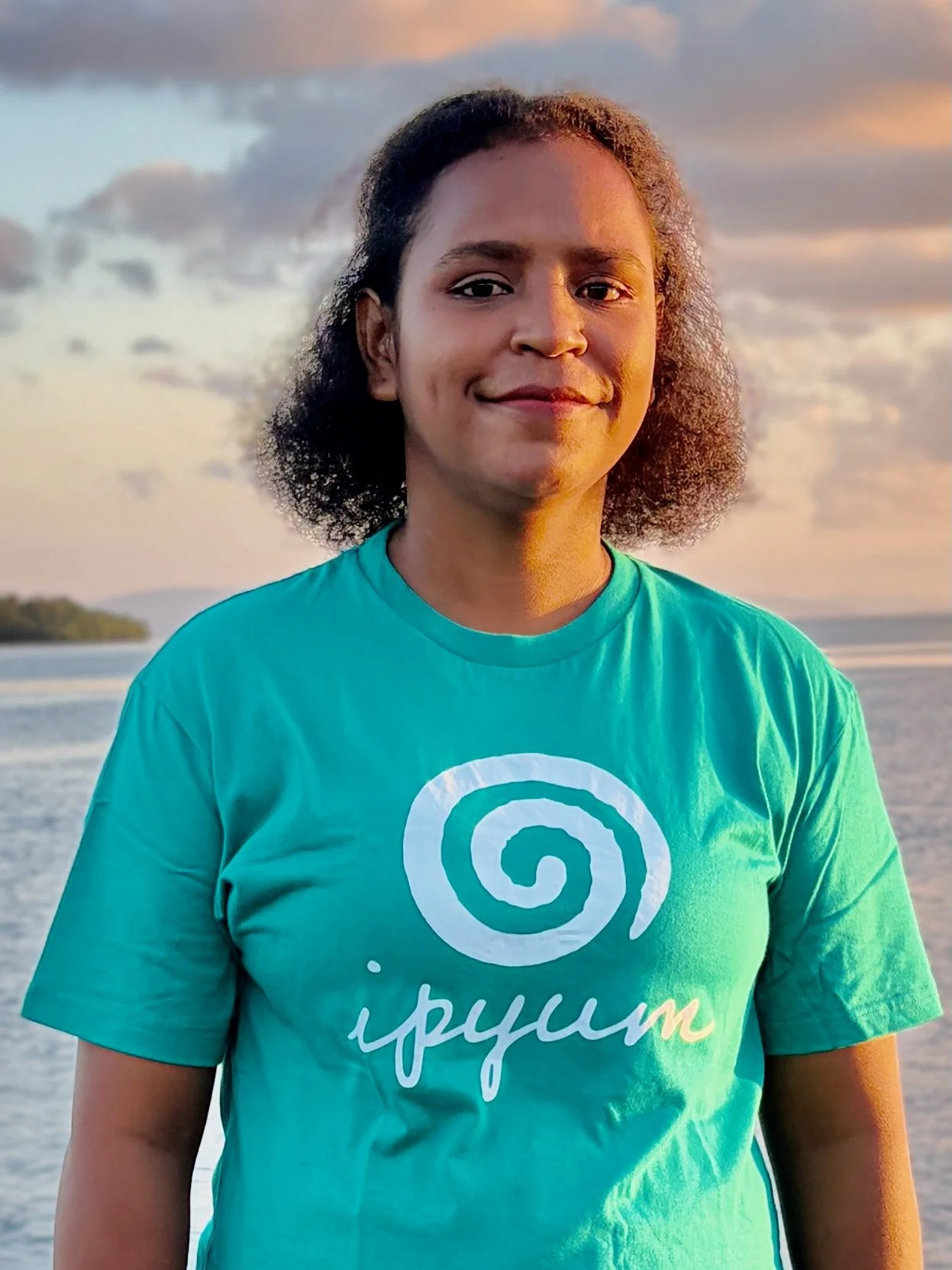 Irna - COOK/HOUSEKEEPER - ipyum