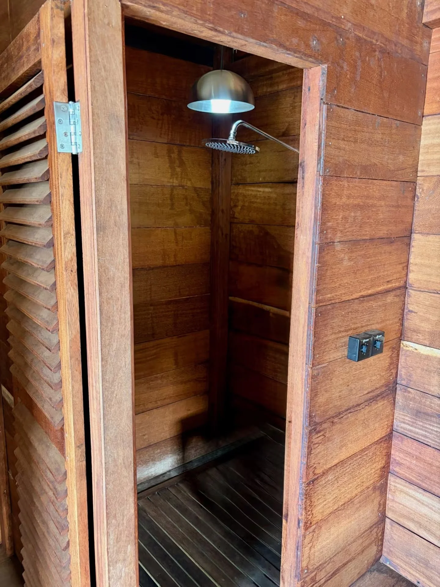 Private rain shower with spring water at ipyum.jpeg