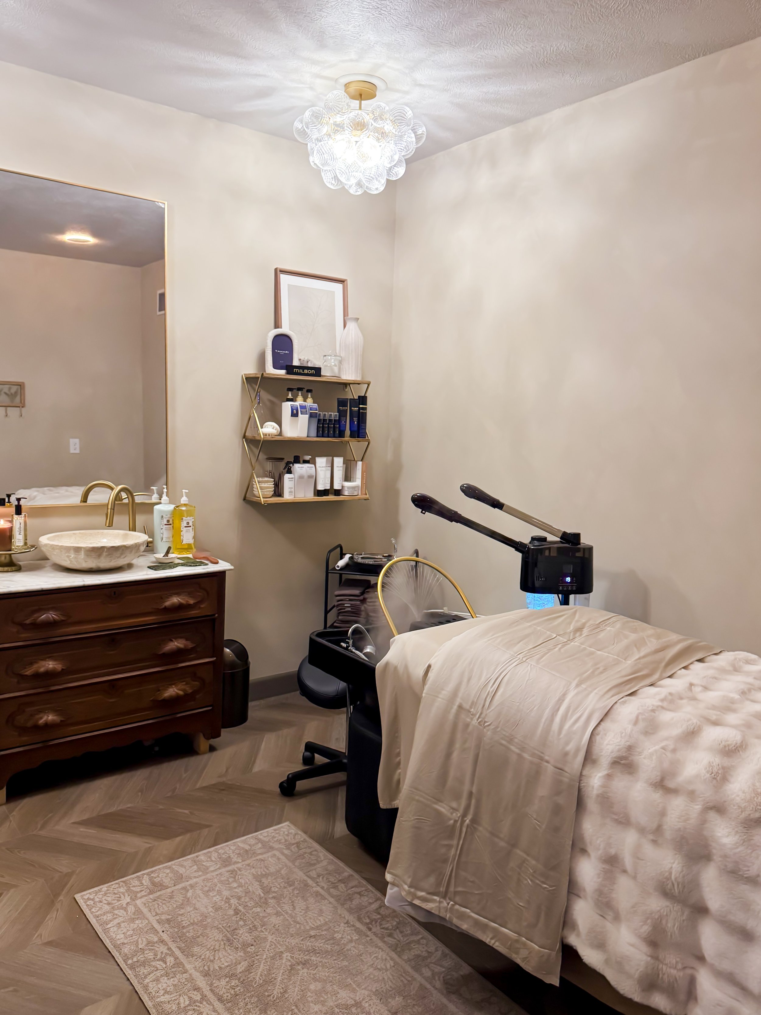 Prim Studios Head Spa 