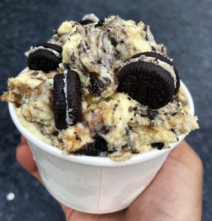 Rich and creamy custard made with classic Oreo cookies. Every bite is a cookies-and-cream dream