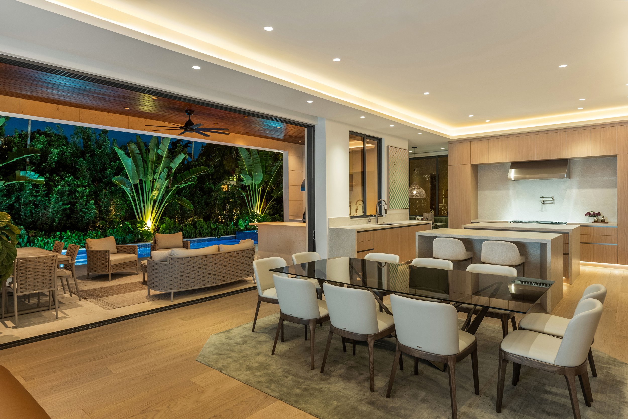 2323 SW 2nd Ave_1oakstudios_10.JPG