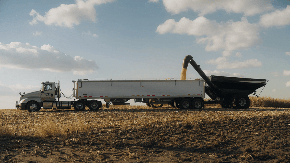 truckgif.gif