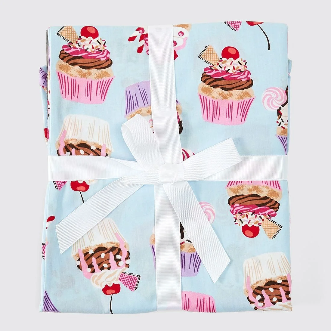 TARGET_WOMENS_PJ_SET_CUPCAKES_02.jpg