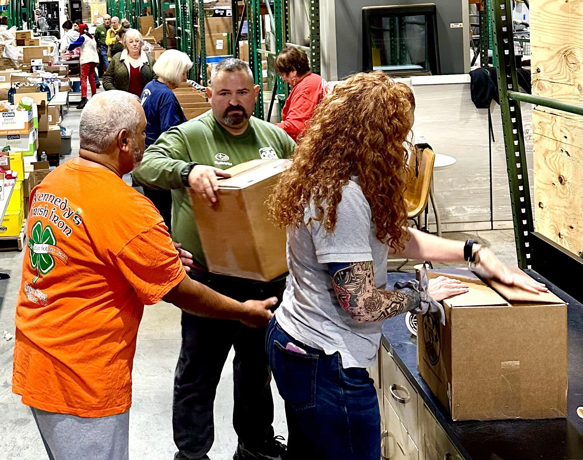 xmas 25 - Jose Roman Tiffany working.jpg