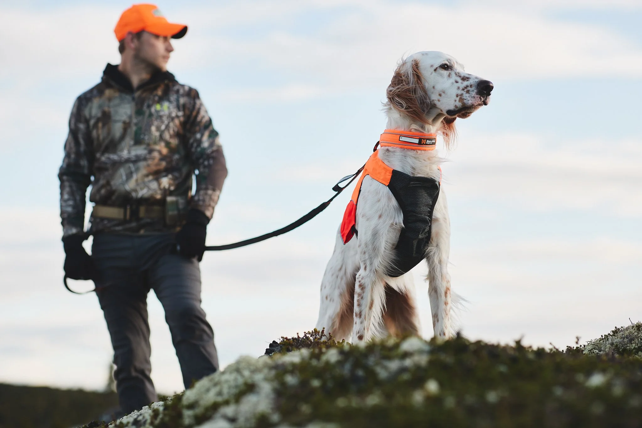 ProtectorVest_Orange_1739, 1746–1750_05_Lifestyle.jpg