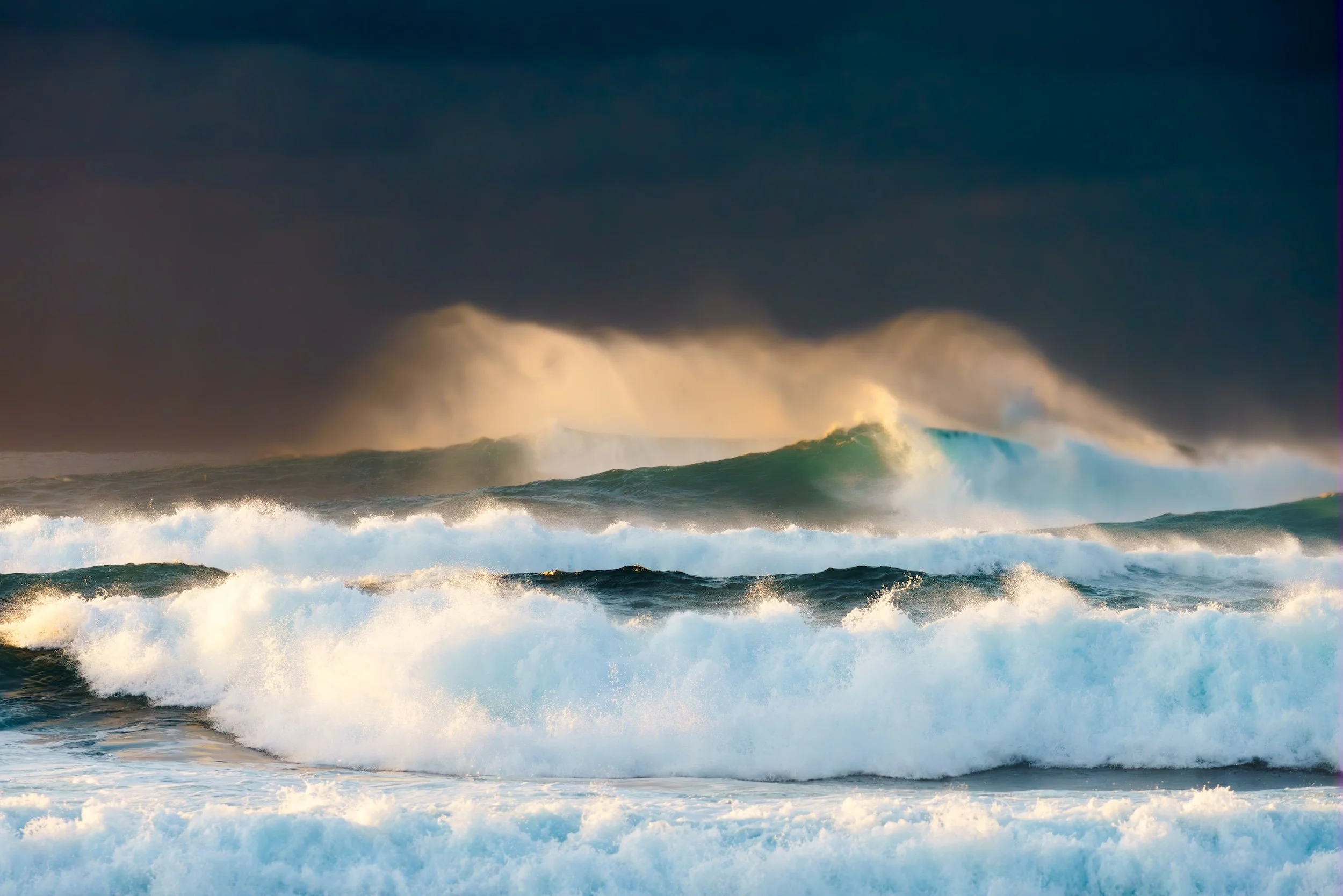 SURF + LANDSCAPE PHOTOGRAPHY