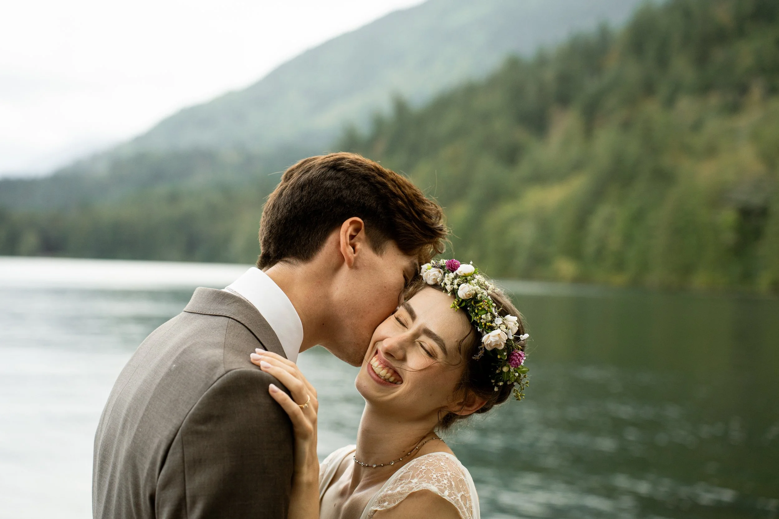 2026-08-29-CamAndFionaWedding-476.jpg